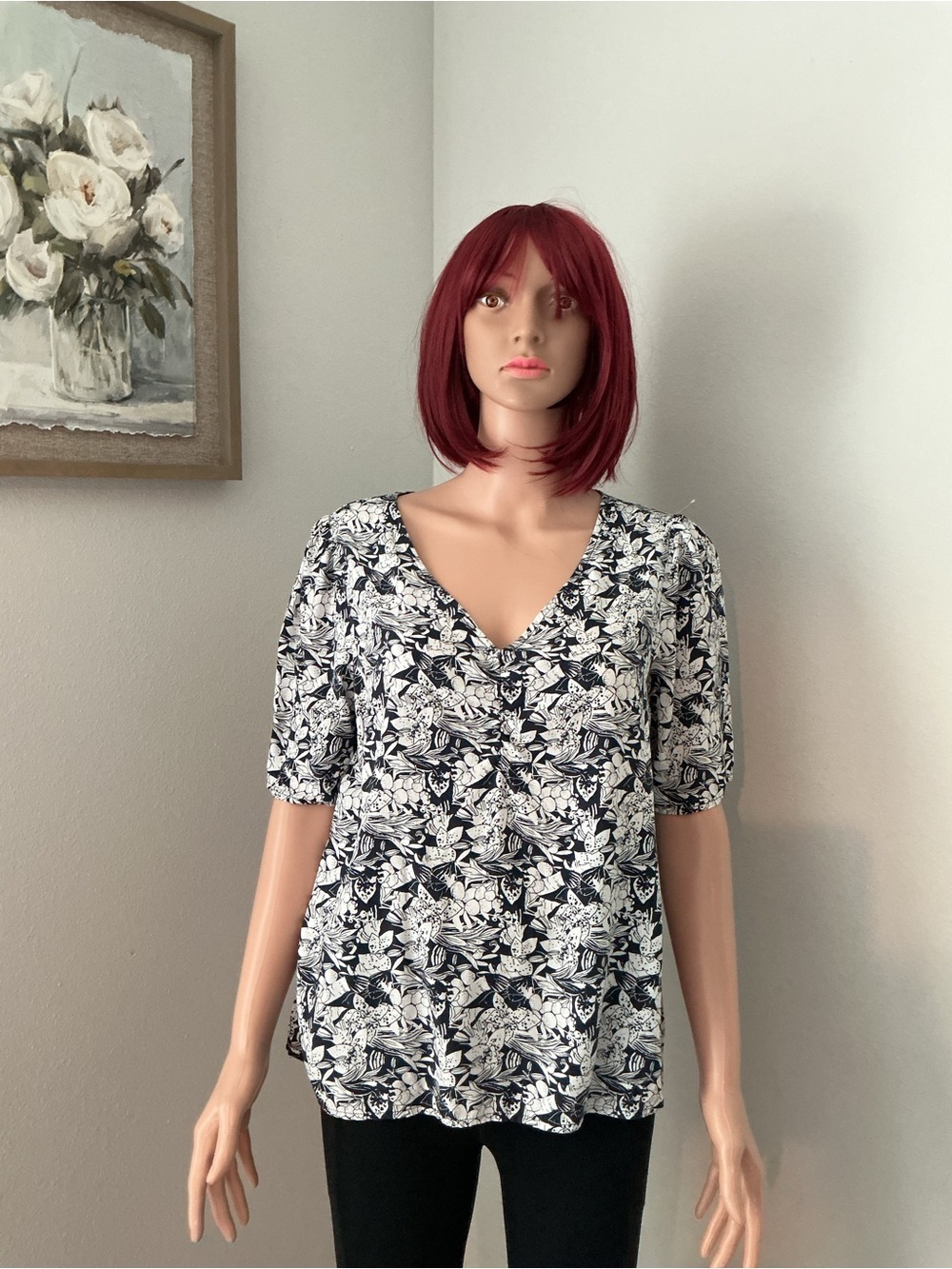 LOFT Navy and White Floral V-Neck Blouse